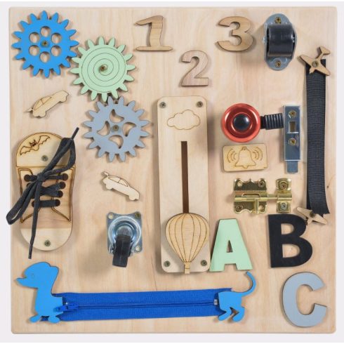 Moni Toys Montessori matatófal